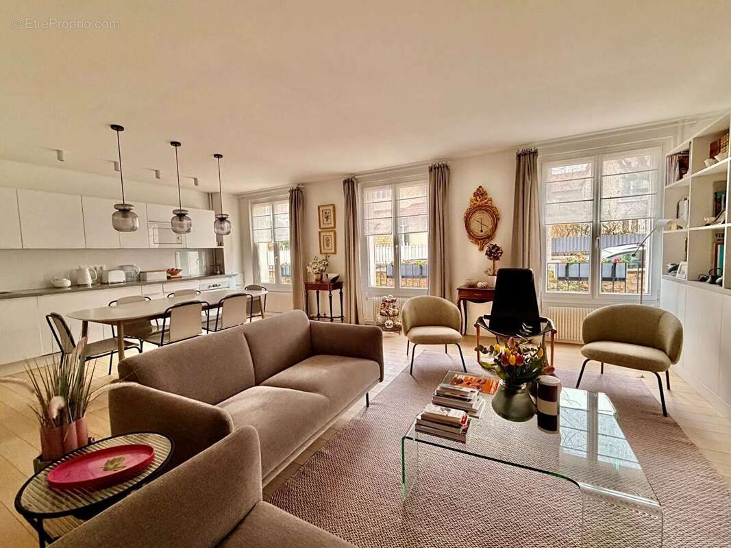 Appartement à BOIS-COLOMBES