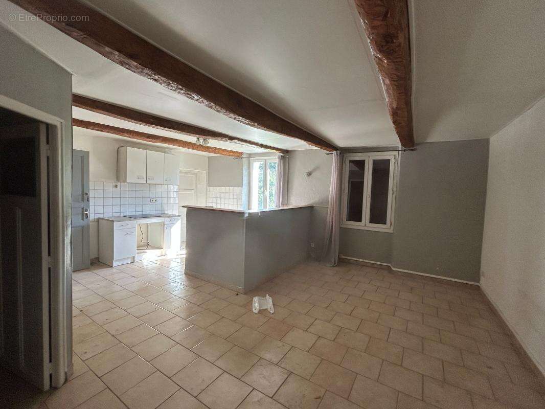 Appartement à SEDERON