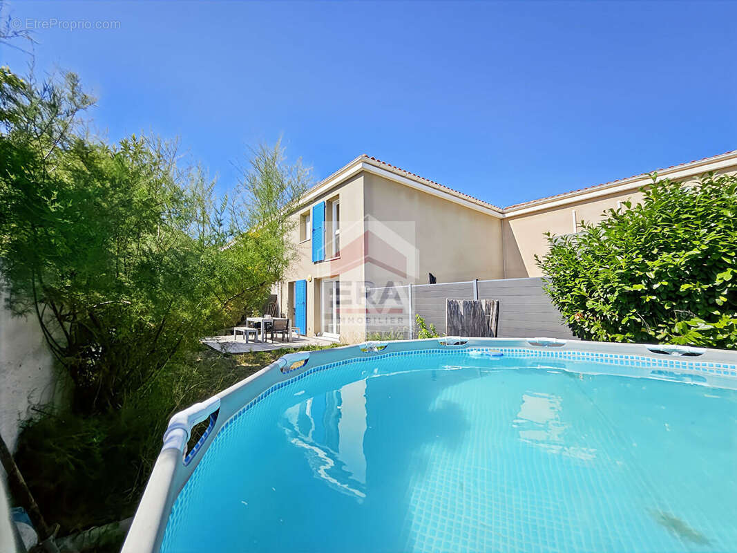 Maison à CHATEAUNEUF-LES-MARTIGUES