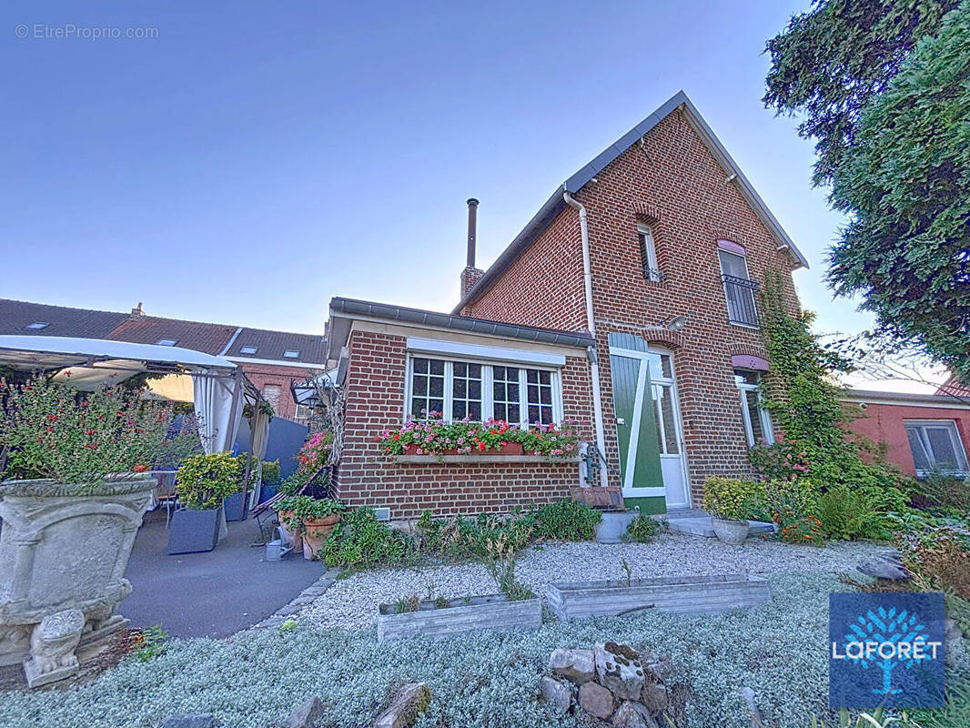 Maison à SAINT-SAULVE