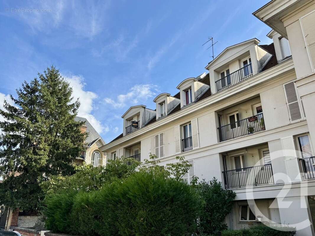 Appartement à FONTAINEBLEAU