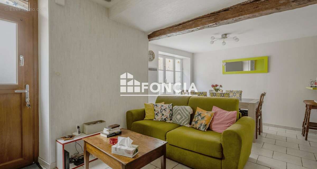 Maison à SAINT-GEORGES-DU-ROSAY