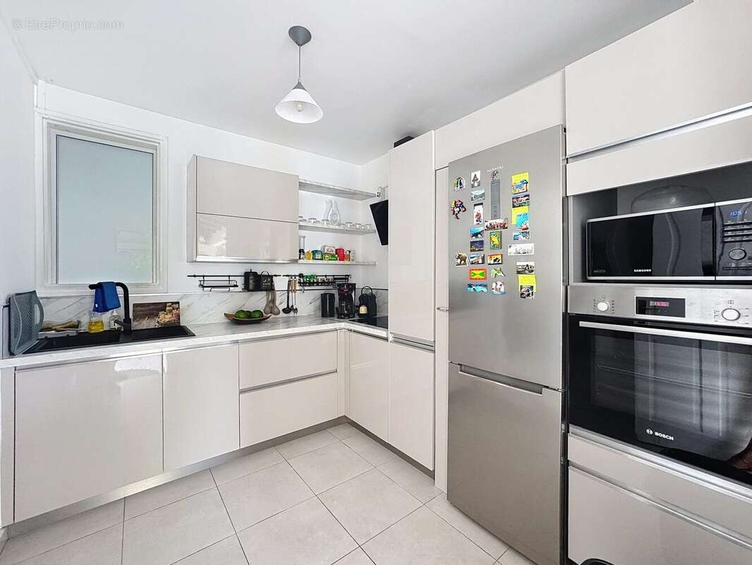 Maison 74 m² à Saint-Francois  - photo 2