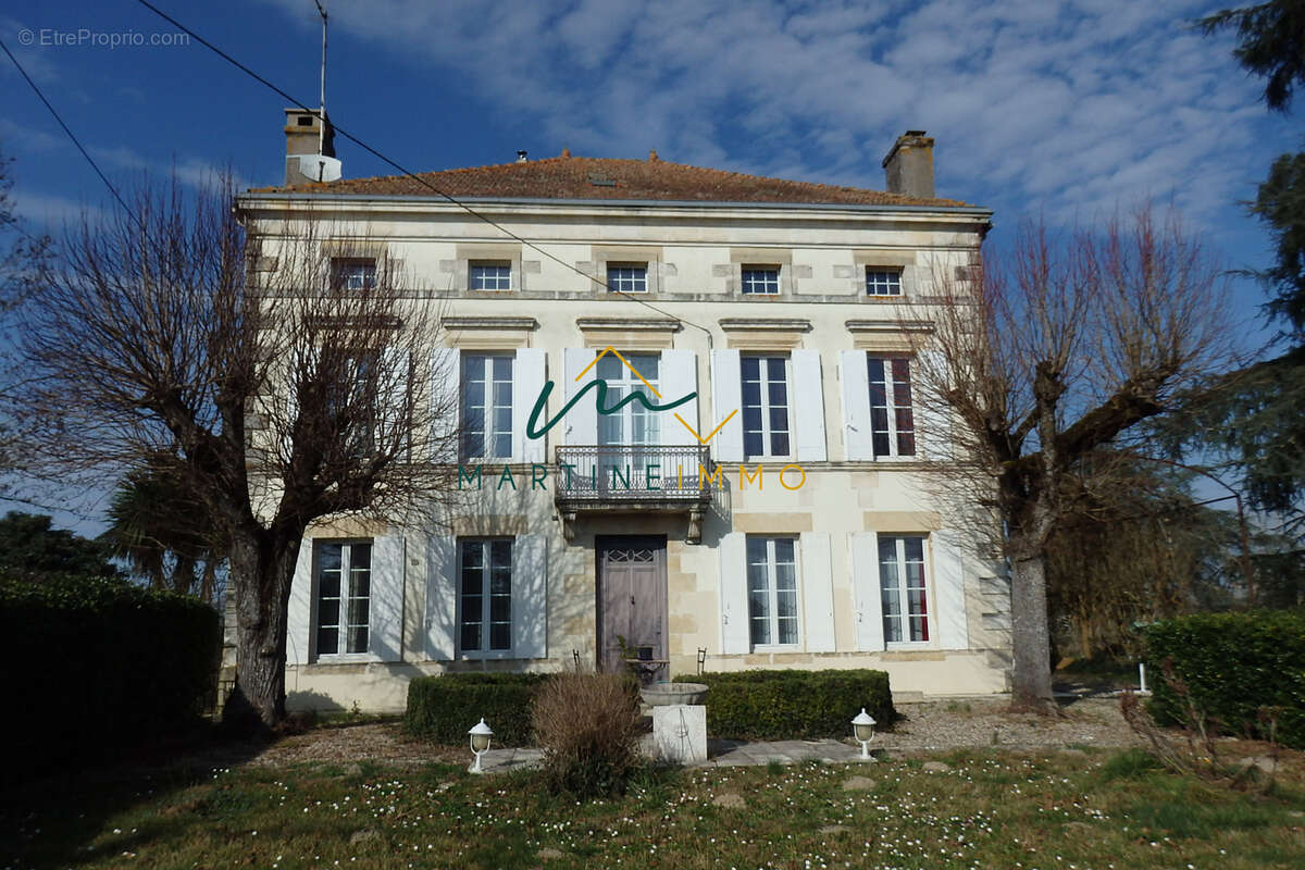 Maison à SAINTE-MARTHE