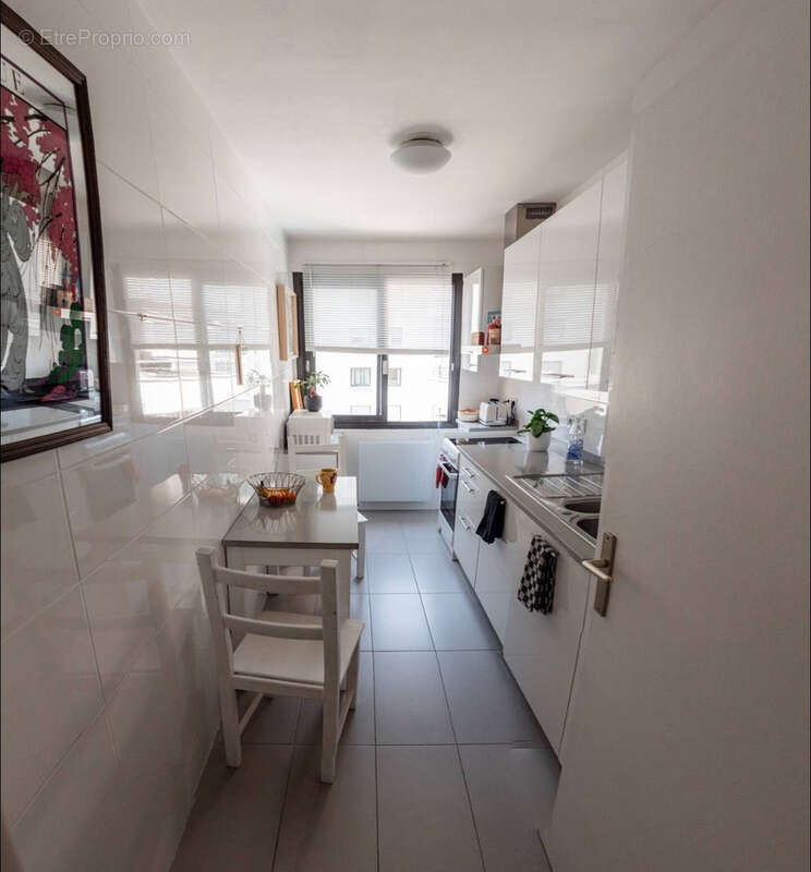 Appartement à PARIS-19E