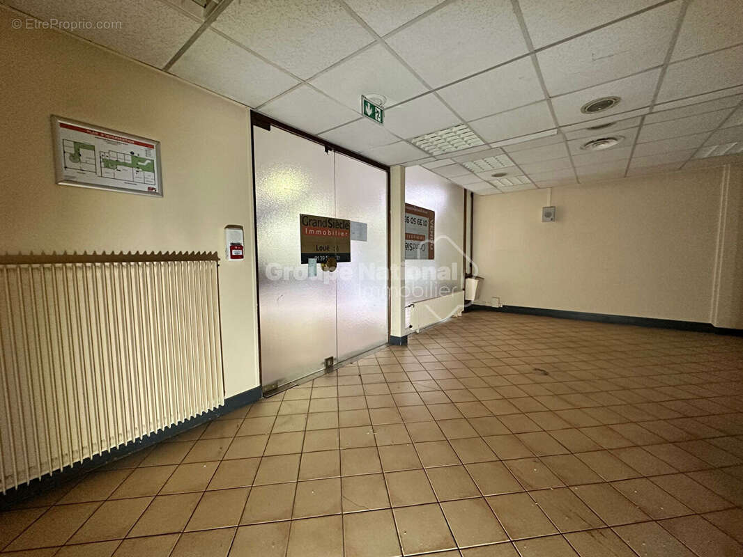 Commerce à VERSAILLES