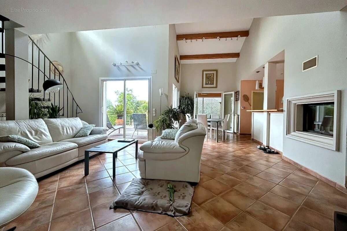 Maison à MEZE