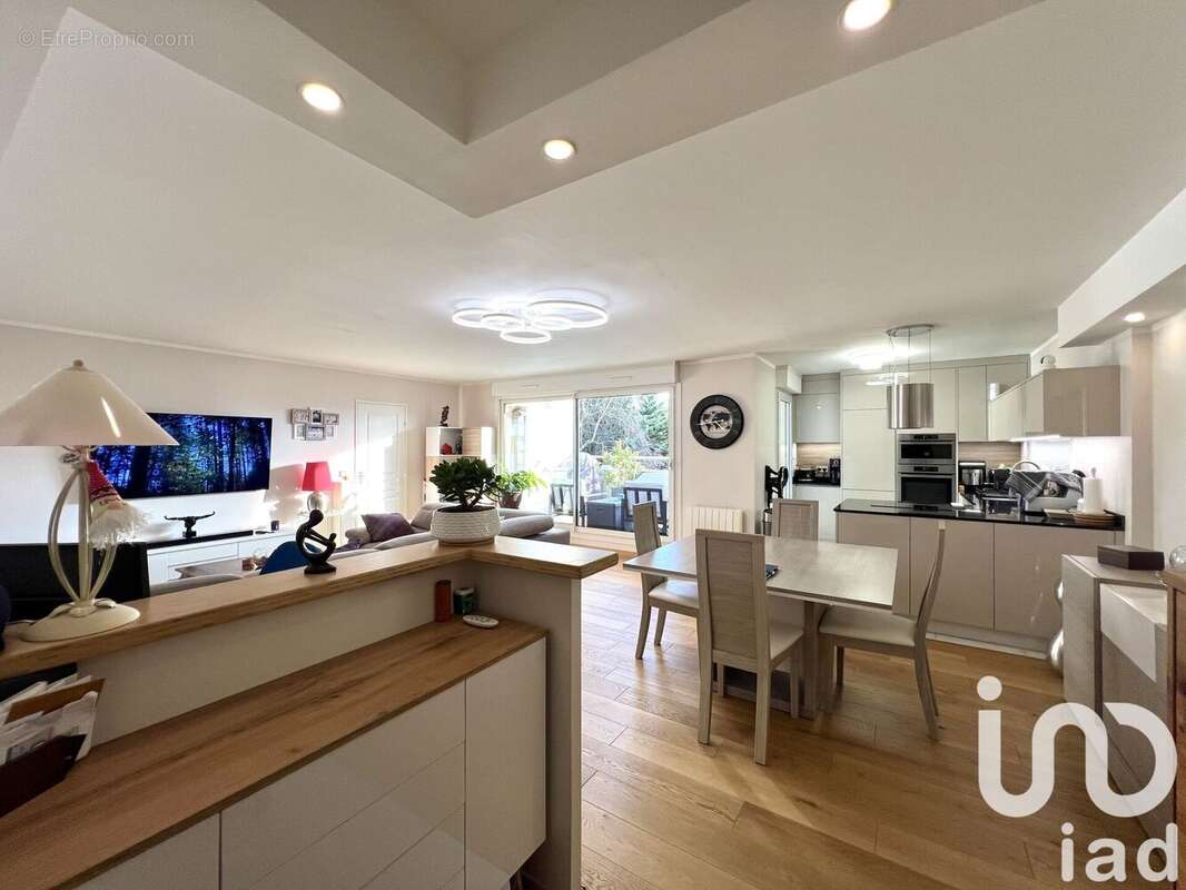 Photo 2 - Appartement à OZOIR-LA-FERRIERE