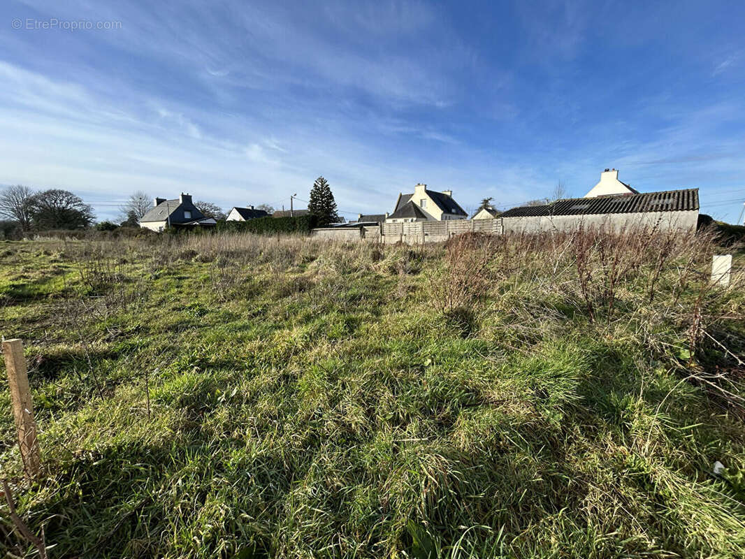 Terrain à PLOUIGNEAU