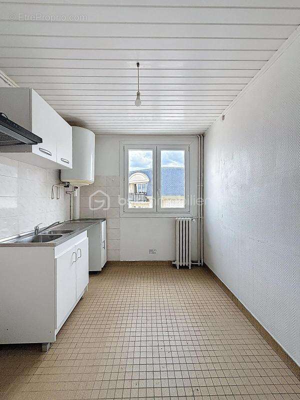 3 PIÈCES LUMINEUX AU CŒUR DU BLANC-MESNIL - Idéal premier achat ou investissement locatif - photo 2