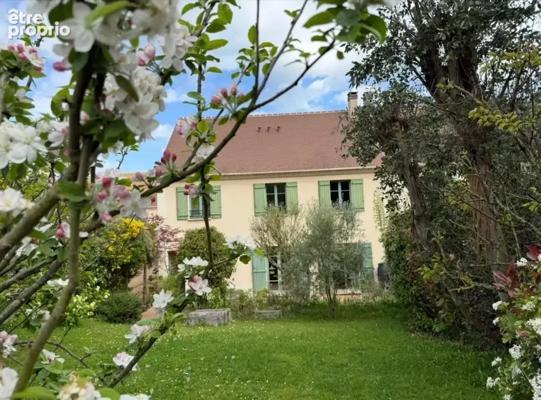 Maison à THOIRY