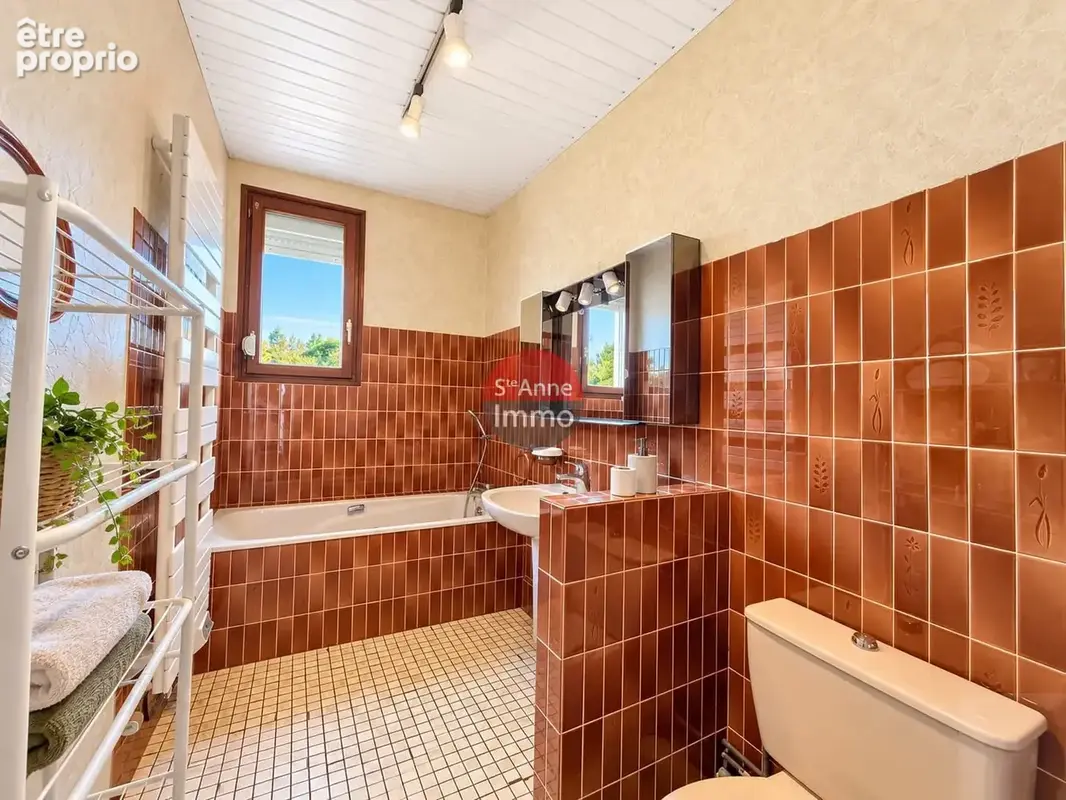 Roye - maison semi mitoyenne - 5 chambres - garage - jardin - terrasse - photo 12