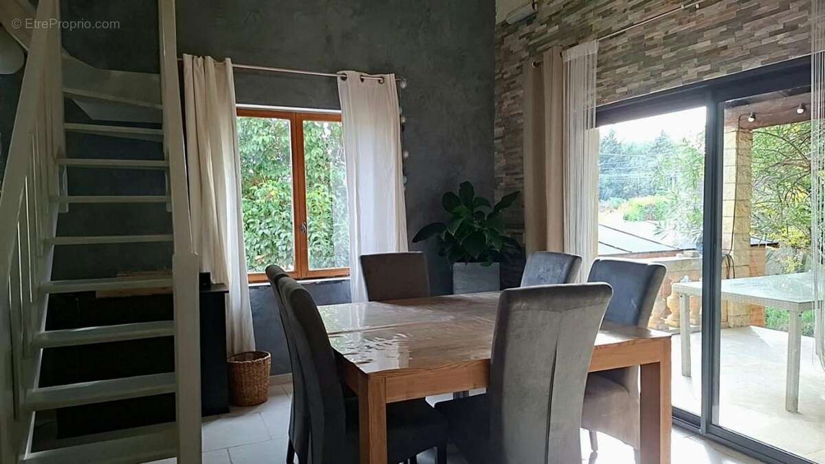 Maison à ROCHEFORT-DU-GARD