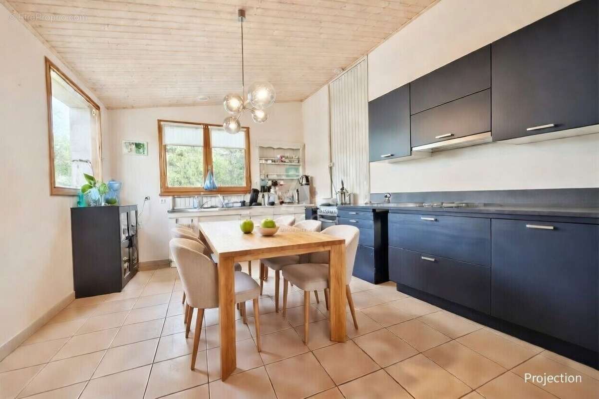 Maison à SAINT-REVEREND