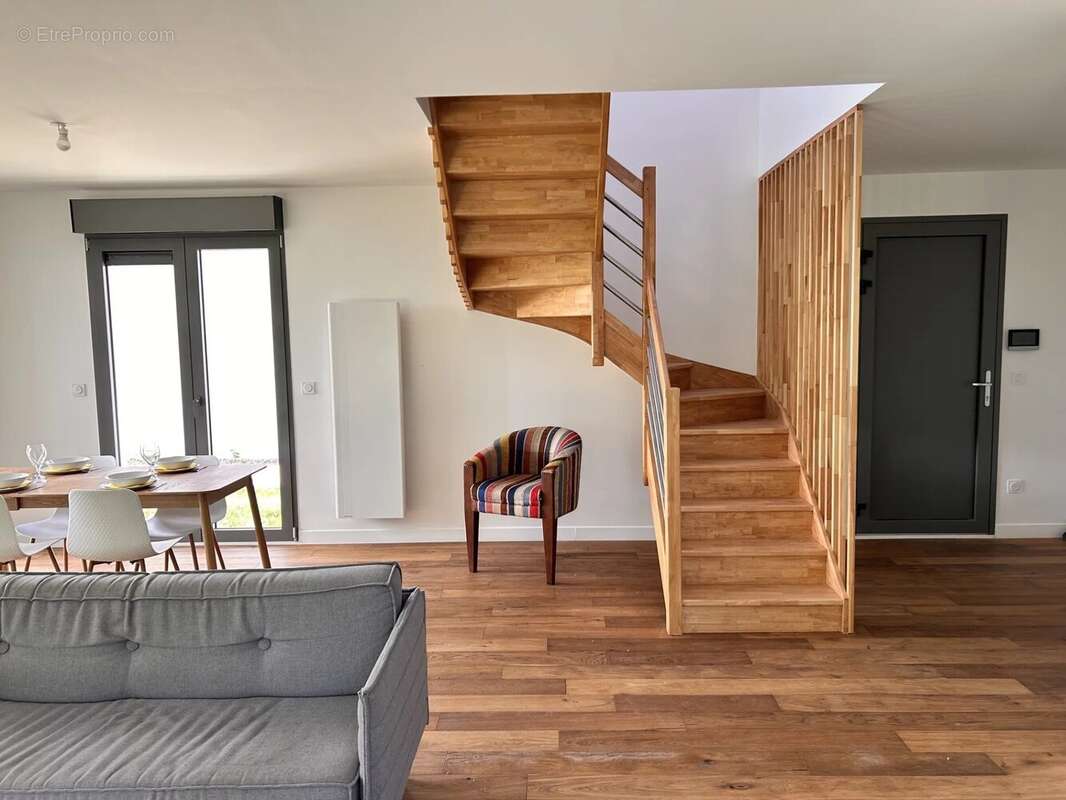Maison à ASNIERES-SUR-SEINE