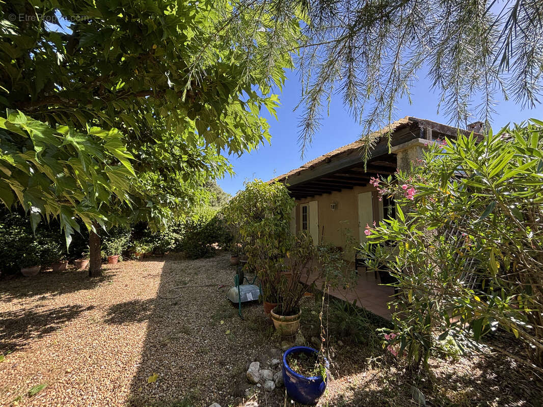 Maison à BOISSET-ET-GAUJAC