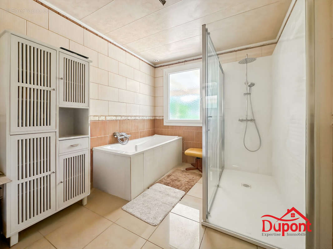 Maison à LES MAZURES