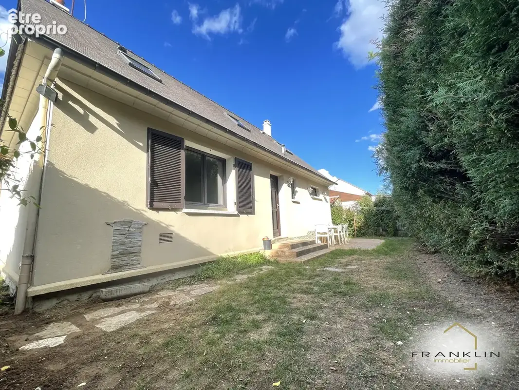 Tremblay-en-France, 'Le Bois St-Denis' - Élégant pavillon - 3 chambres - 1 garage - Jardin cosy - photo 21