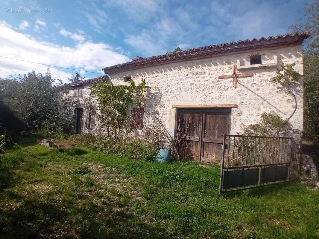 Dépendance - Maison à CAHORS