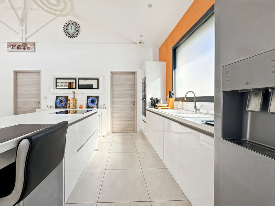 Maison à COLLONGES-AU-MONT-D&#039;OR