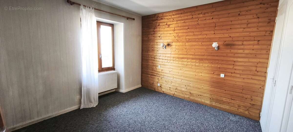 Appartement à QUINTAL