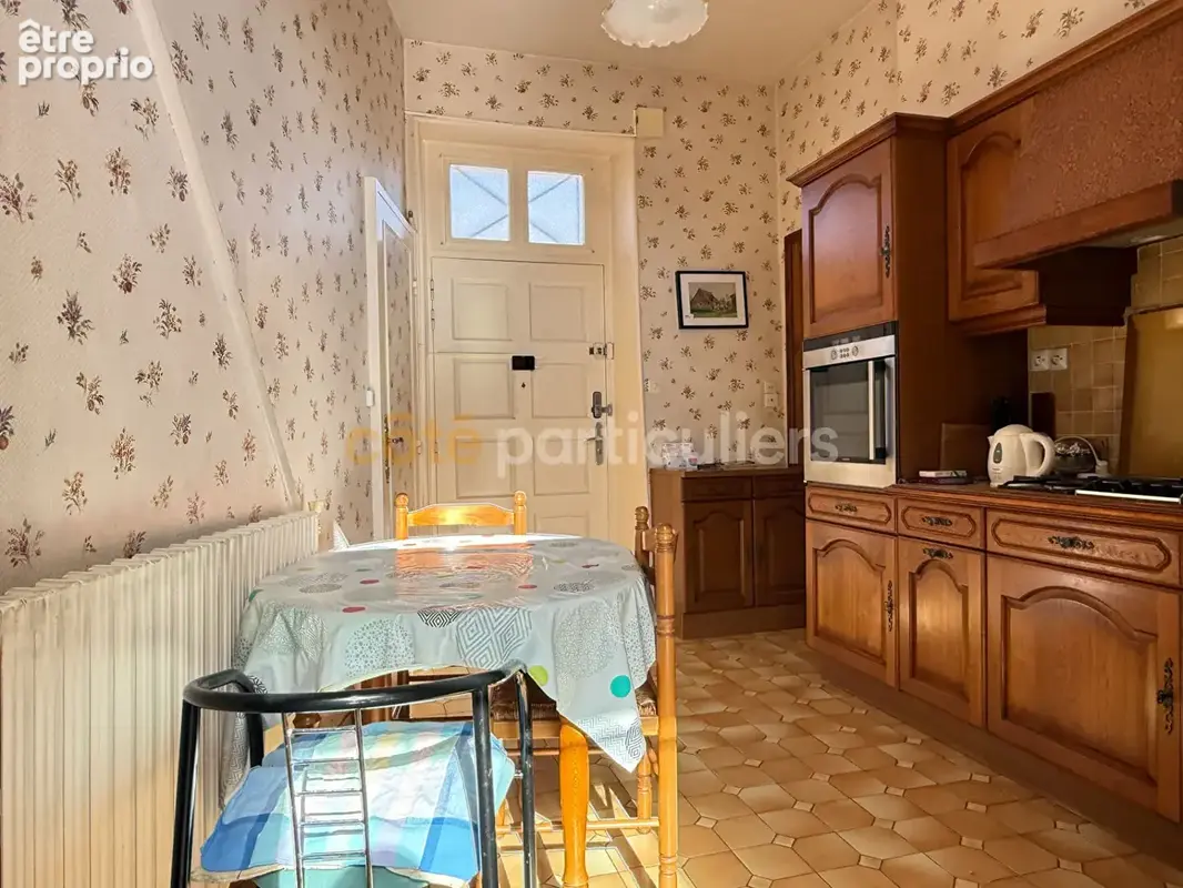 A VENDRE - LAVAL - Maison 2 chambres - photo 4