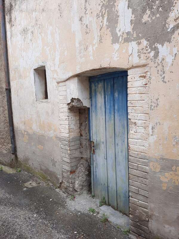 Maison à SALVEZINES