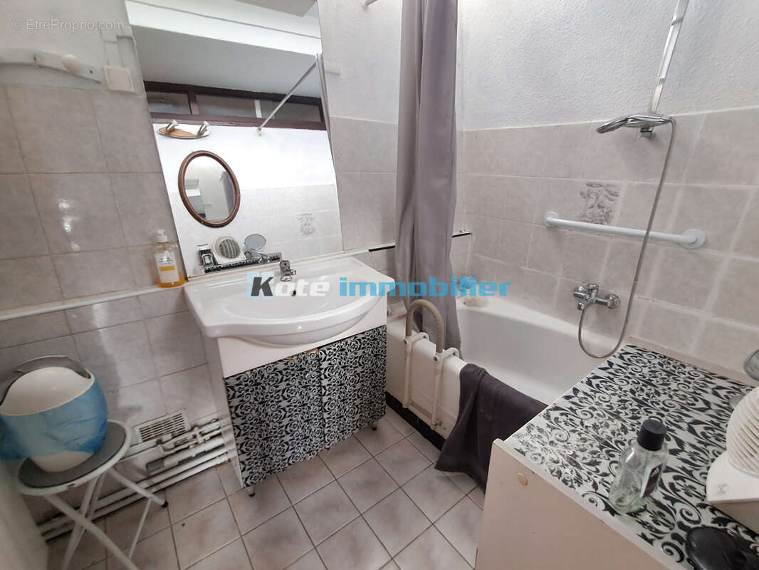 Tarbes t3 plein sud, 3ième etage avec ascenseur quartier henri iv avec garage ferme - photo 7