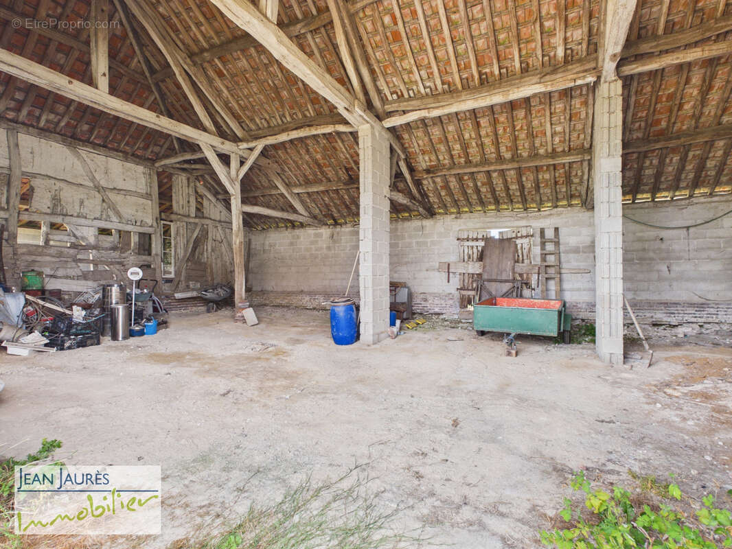 Maison de campagne au fort potentiel avec magnifique terrain - photo 12