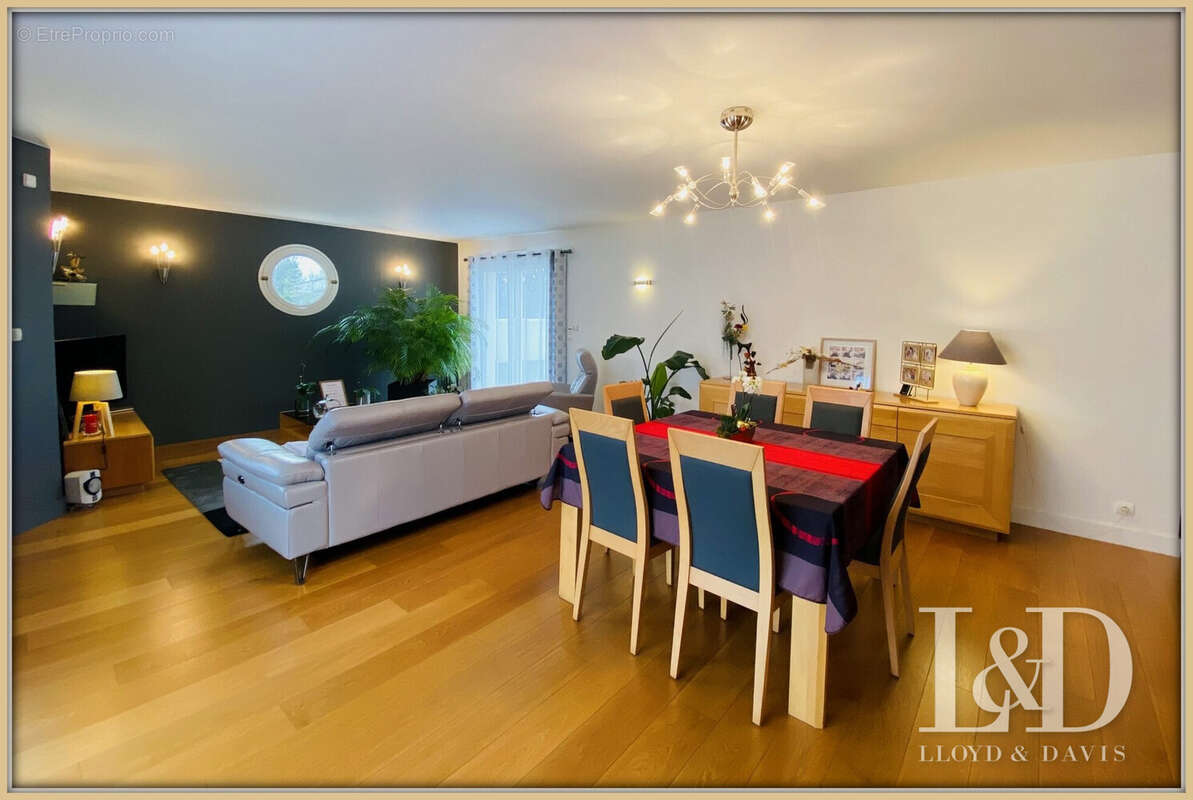 Maison à DOMPIERRE-SUR-MER