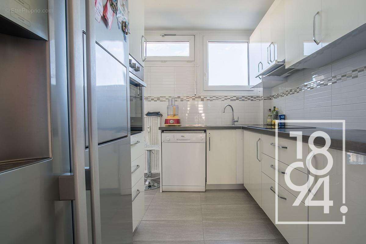 Appartement à MARSEILLE-13E
