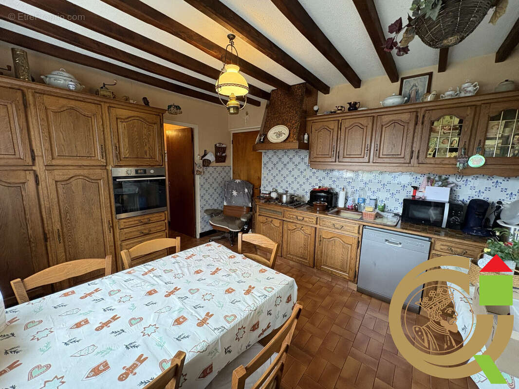 Maison à BEAURAINVILLE