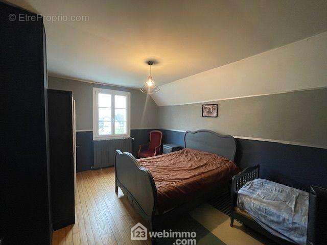 Maison à CUISE-LA-MOTTE