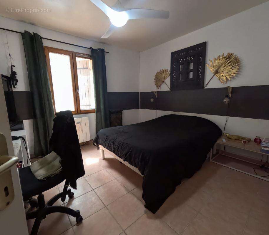 Maison à FIGANIERES