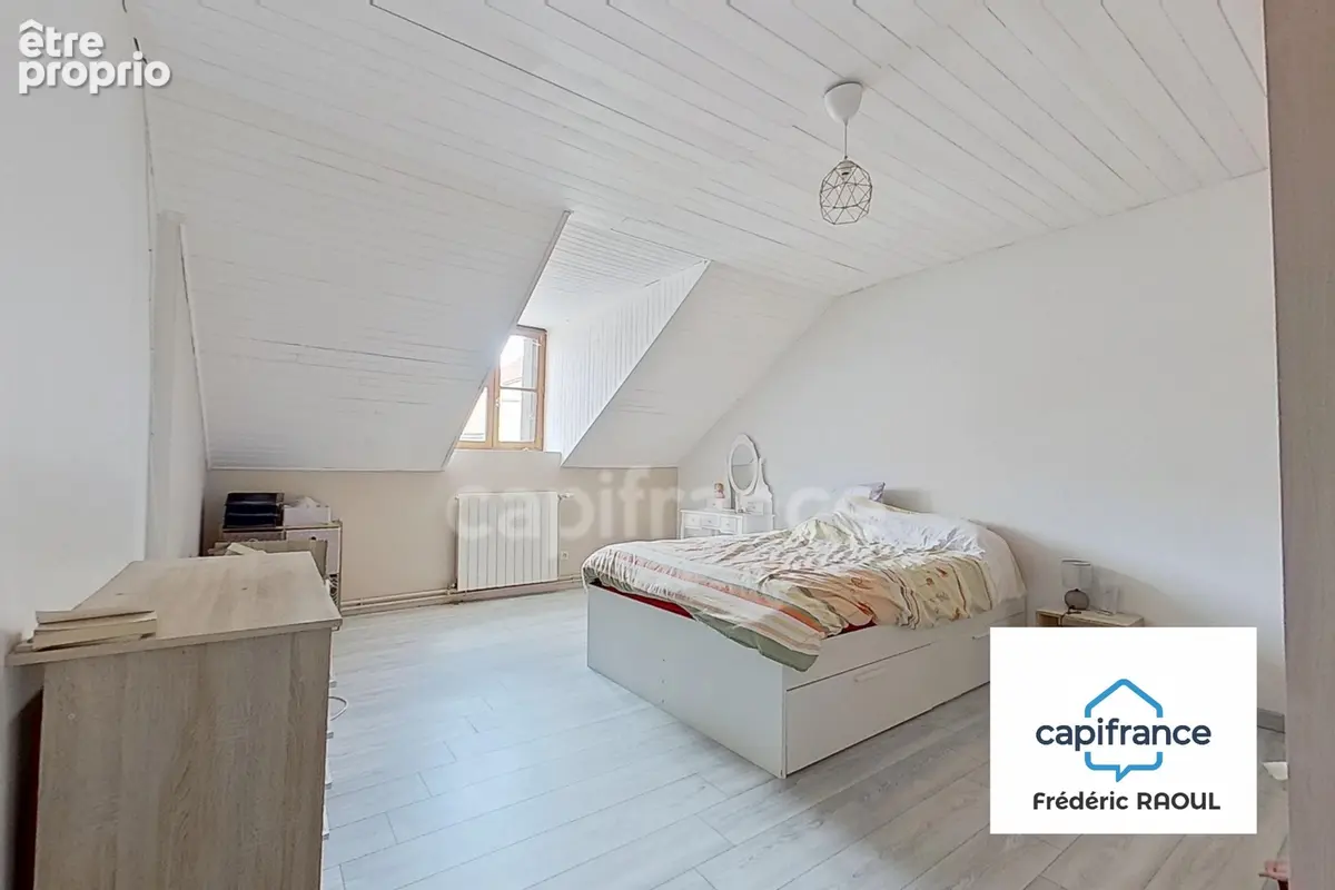 Courlon – Maison familiale 188 m² – 4 chambres – Terrain arboré 1 400 m² – Pompe à chaleur - photo 5