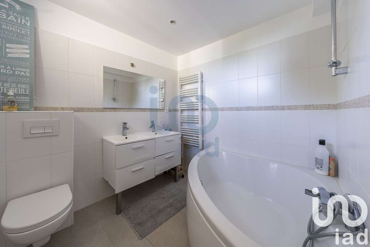 Photo 7 - Maison à THIAIS