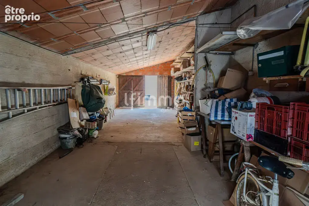 Maison de plain-pied avec jardin et grand garage - photo 17