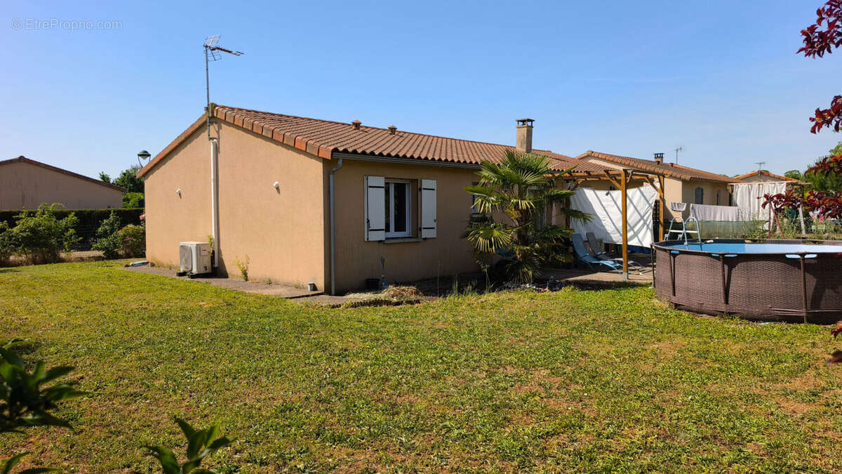 Maison à CHATEAU-LARCHER