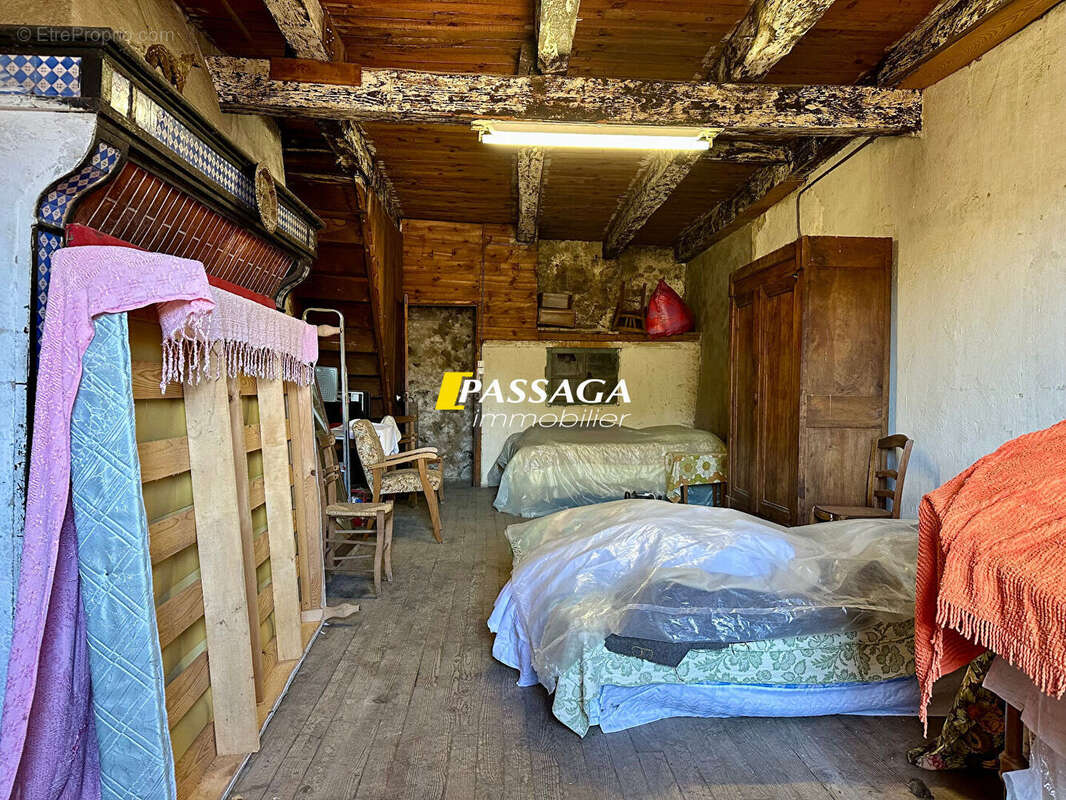 Maison à SAINT-GENIEZ-D&#039;OLT