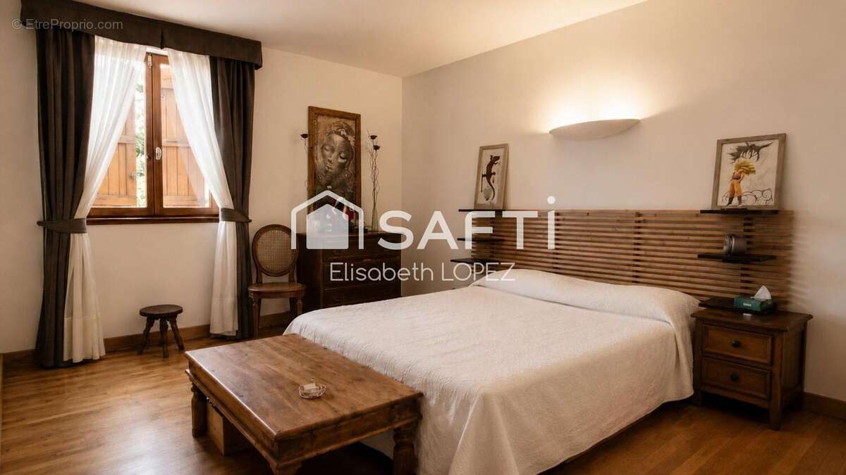Maison 230 m² à Puybegon  - photo 9