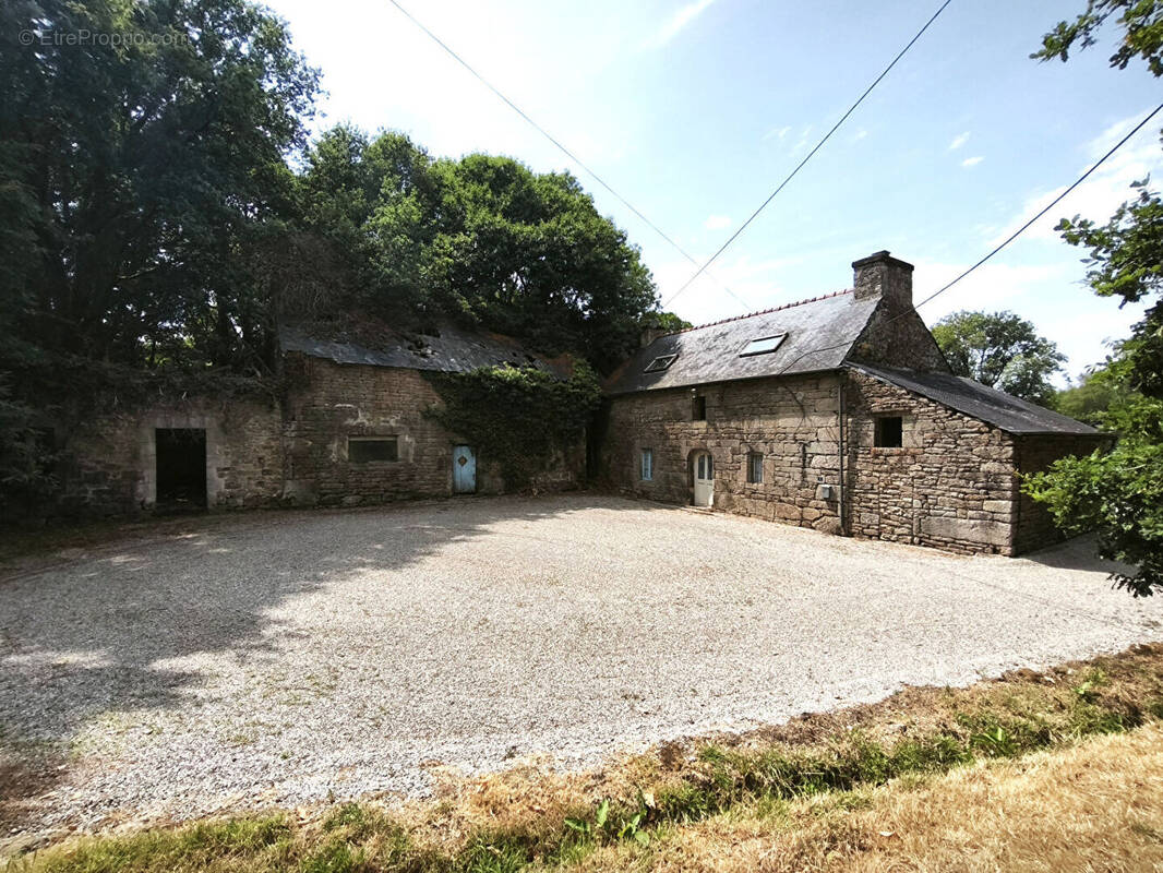 Maison à LE CROISTY
