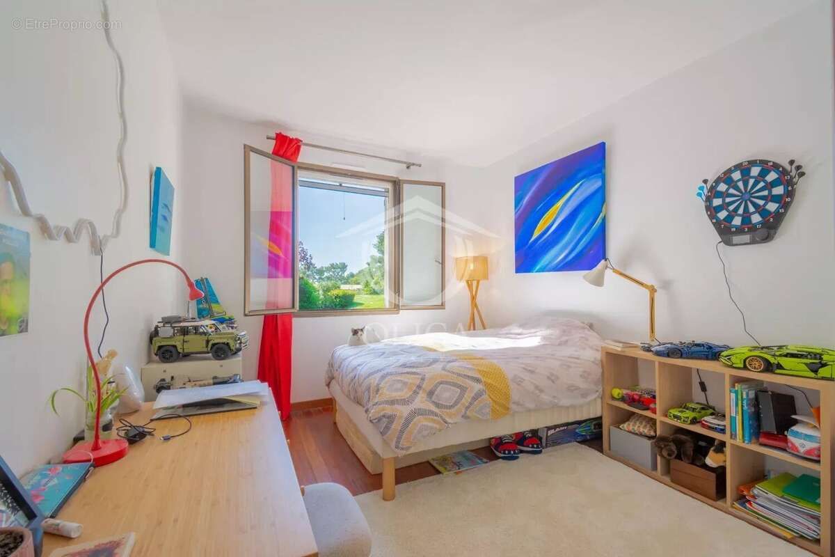 Appartement à VILLENEUVE-LOUBET