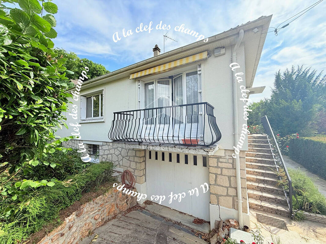 Maison à BURES-SUR-YVETTE