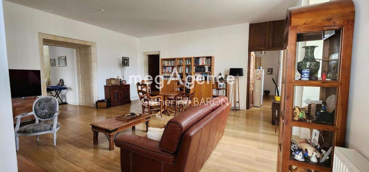 Appartement à SAINTES