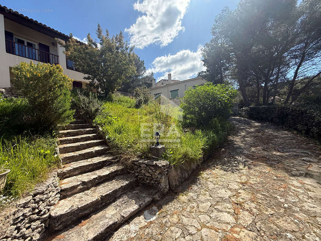 Maison 195m² à martigues - photo 4