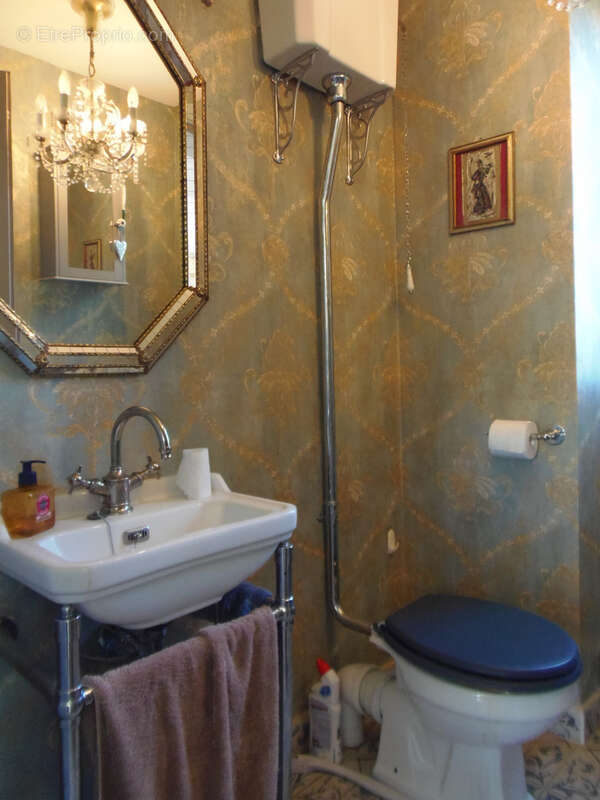 Maison à SAINT-THOMAS-DE-CONAC