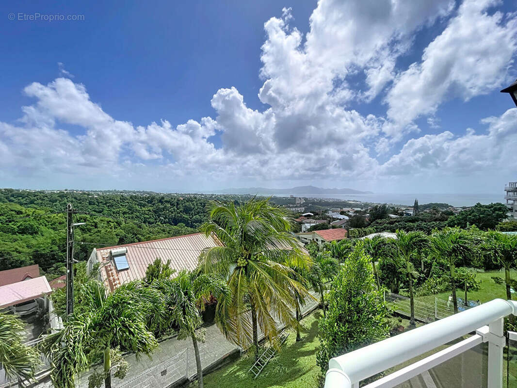 Maison à SCHOELCHER