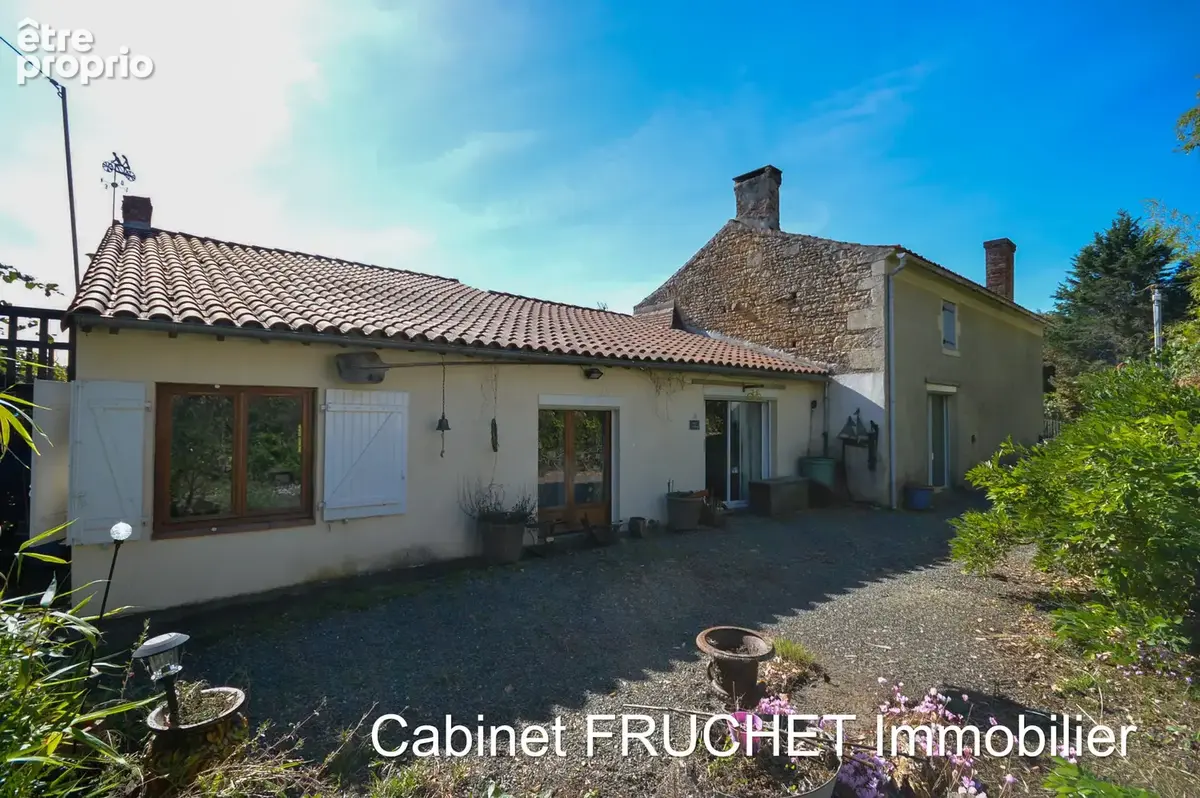 10 km de CHANTONNAY - Grande maison 4 chambres (ou 2 logements communiquants, maison + gîte) - photo 15