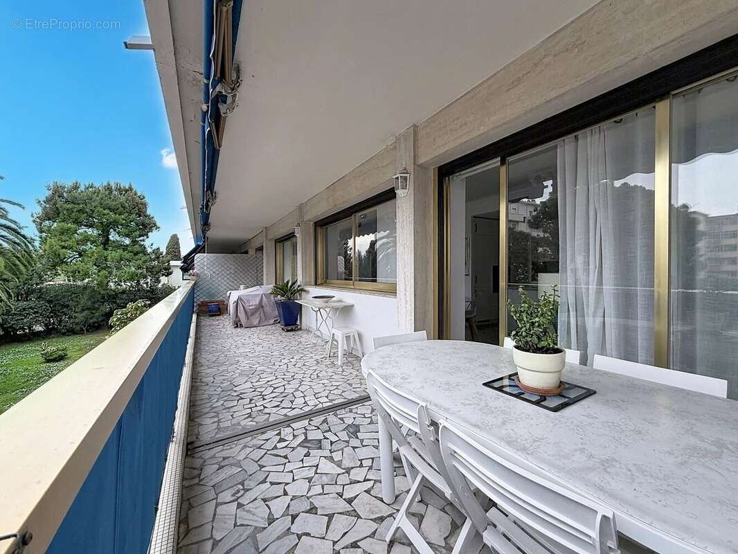 Appartement à CAGNES-SUR-MER