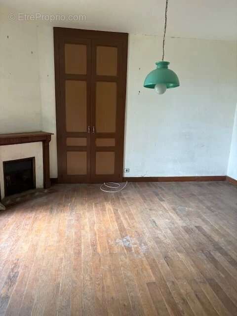 Maison à SAINT-VICTURNIEN